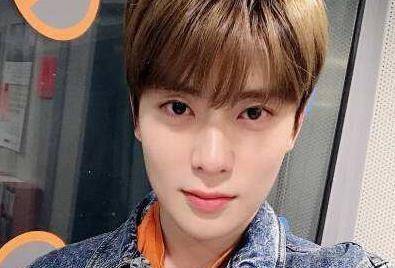 顶流爱豆逛夜店,国外"f4"造成不良影响,网友称:太耐不住寂寞_车银优