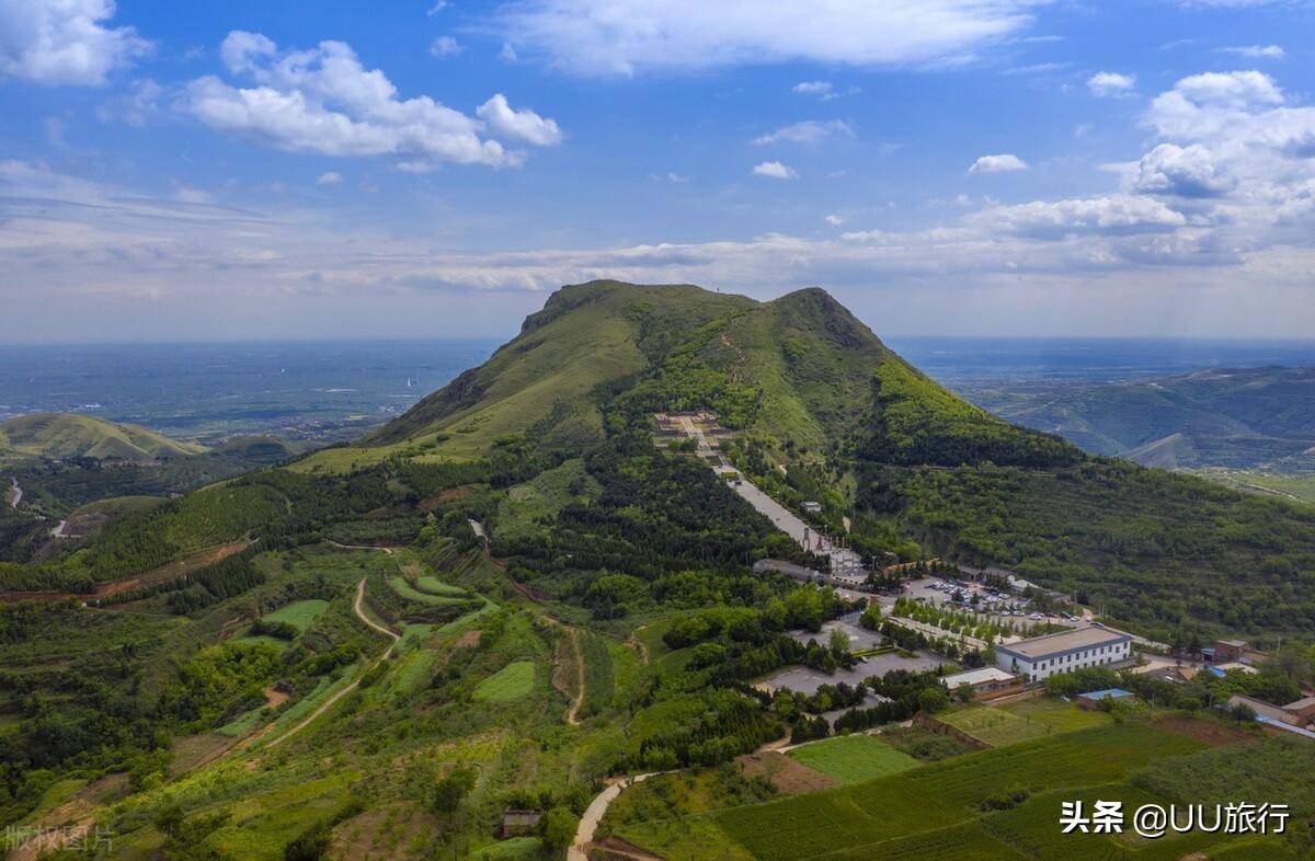 郑国渠西侧,一座九嵕山拔地而起.