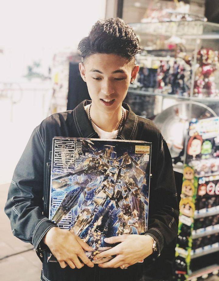 叫孟鹤堂一声"孟小仙儿",他还真就不能堕入凡尘了吗?