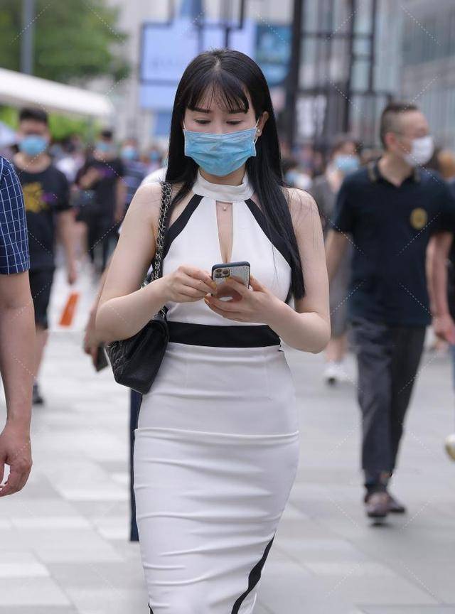 黑白相间的礼服,优雅时尚,凸显线条美_黑色_风格_白色