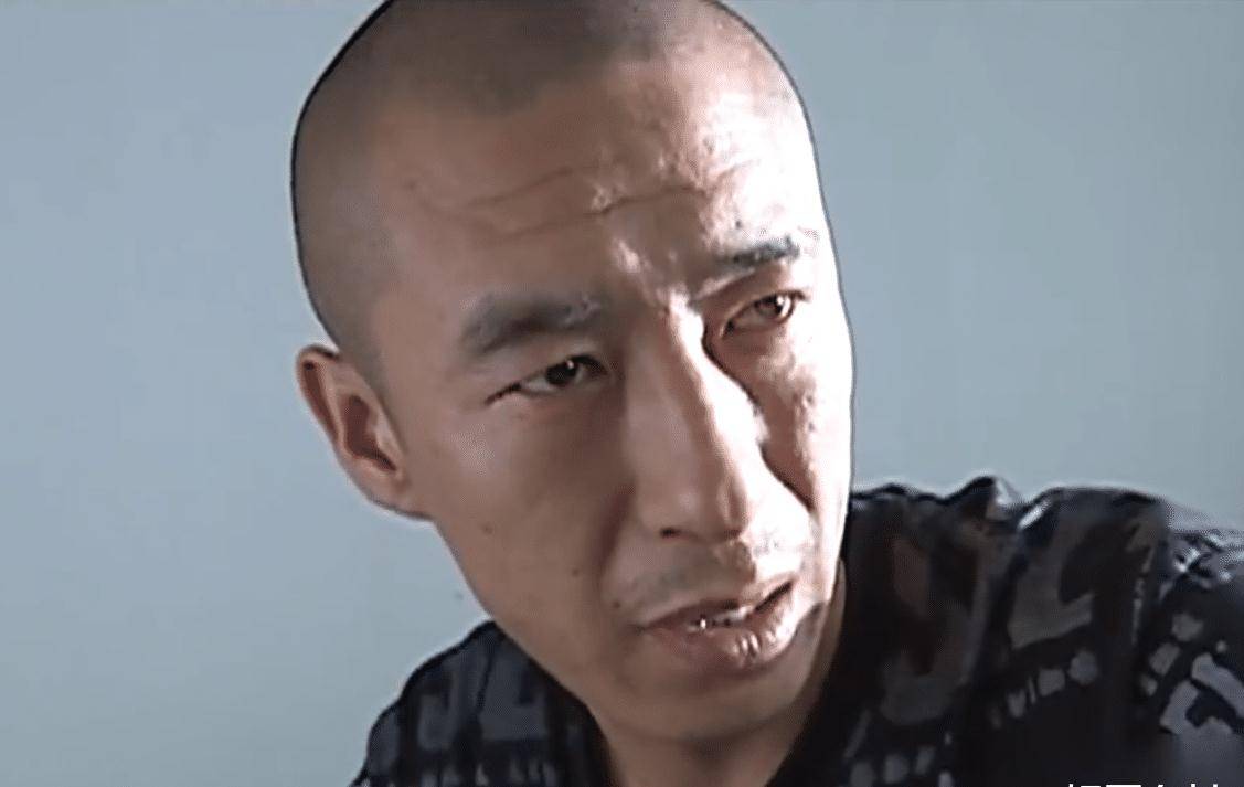 他能驾驭大哥大的角色,往回收他可以演出,对刘华强忠诚不二的小弟