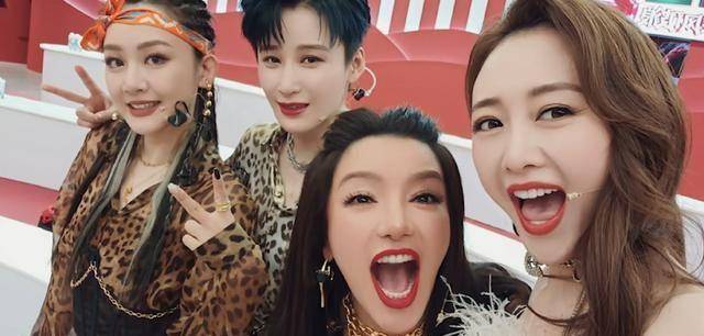 吉克隽逸被蒋璐霞"气"到想退赛?后台画面有趣更有料_周笔畅_性格_姐姐