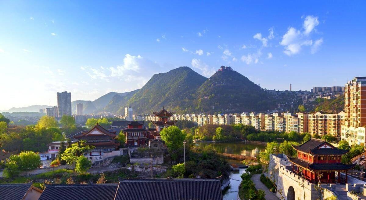 中国避暑城市天花板:夏季均温19°c,无需空调和风扇,生活安逸_六盘水