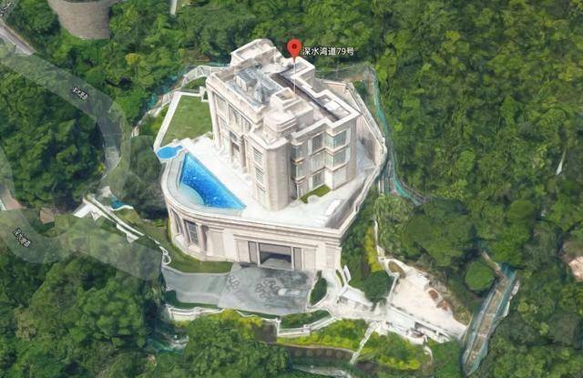 当年香港深水湾并不是富人集中地,不过因为李嘉诚住在了这里并且发家