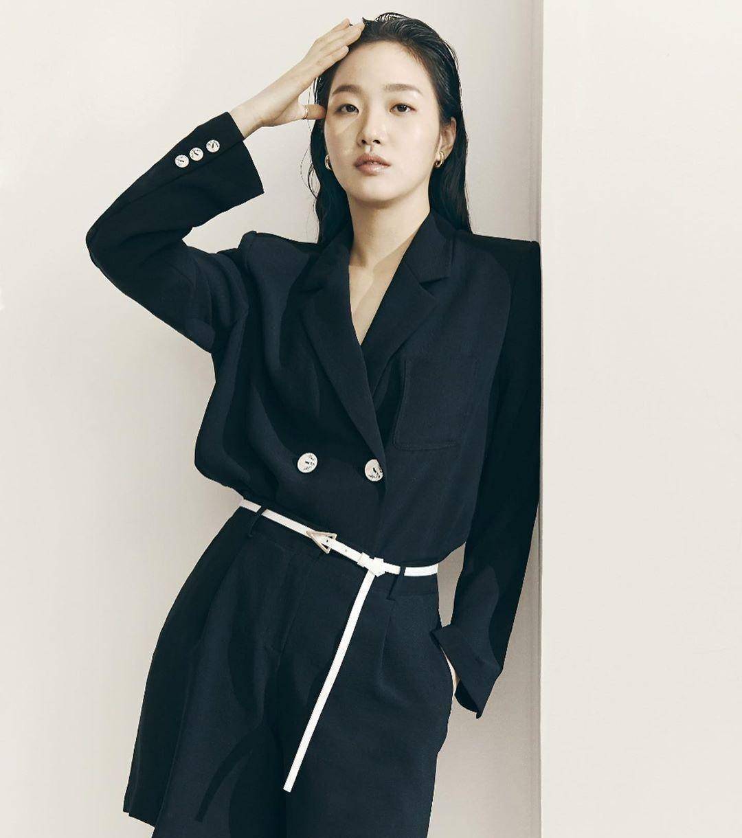 金高银"狗啃刘海"绝了,搭什么衣服都显高级,真让人心动_套装_魅力