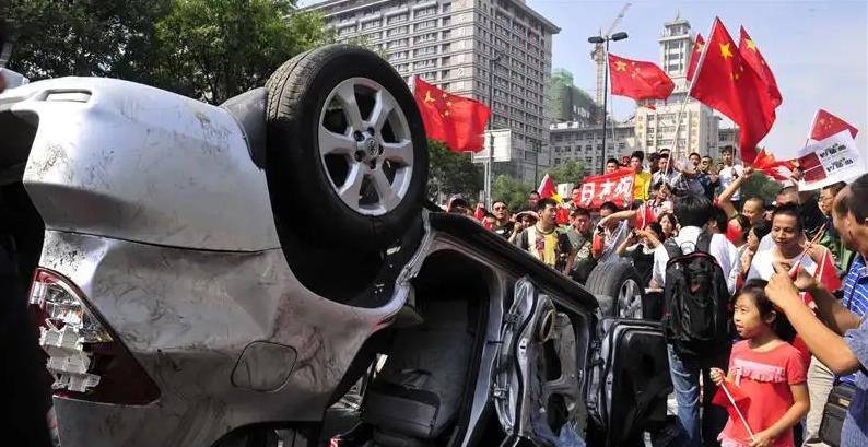 2012年,那个在西安砸伤日系车主的河南小伙蔡洋,如今怎么样了?