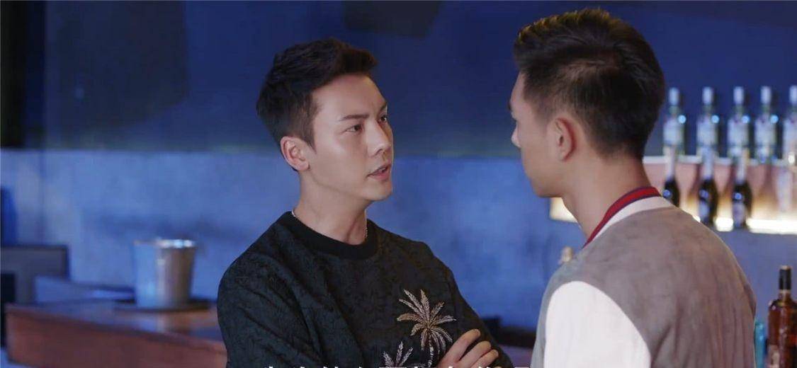 让粉丝去追其他明星,把陈伟霆旁边的位子让给baby_李昕_男朋友_微博