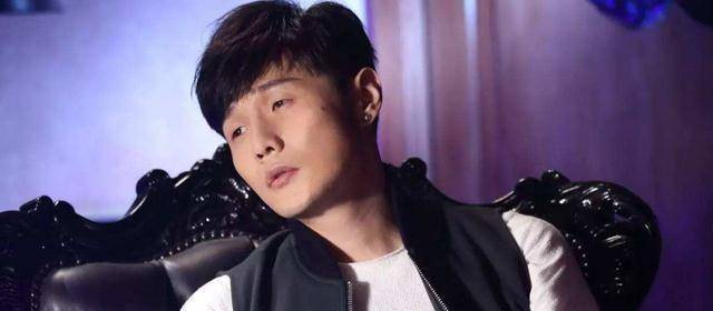 李荣浩:眼睛小心眼可不少,忘恩负义弃女友,无缝衔接杨丞琳_陆瑶_什么