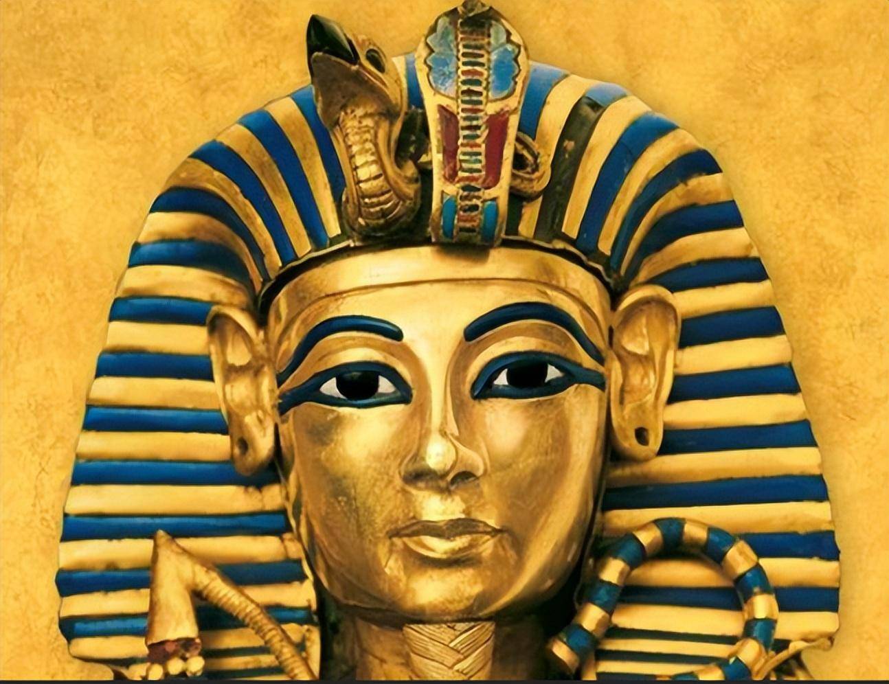 许多电影,小说和游戏中都出现了埃及图坦卡蒙黄金面具的形象,成为了
