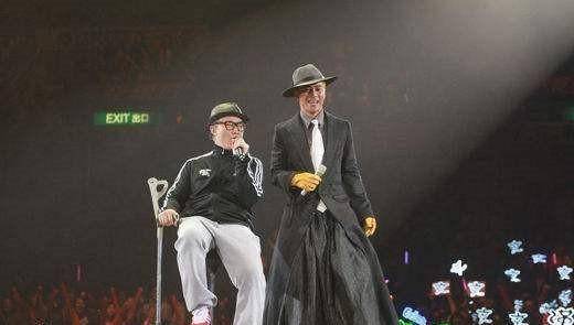 对于梁汉文,似乎跟谢霆锋和陈奕迅并没有关联,但私底下他们还是很好的