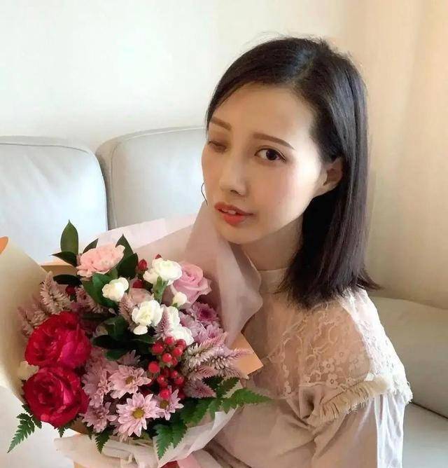 励志歌手李明蔚:抗癌8年,坚强不屈,好友马浚伟鼎力支持_治疗_生活