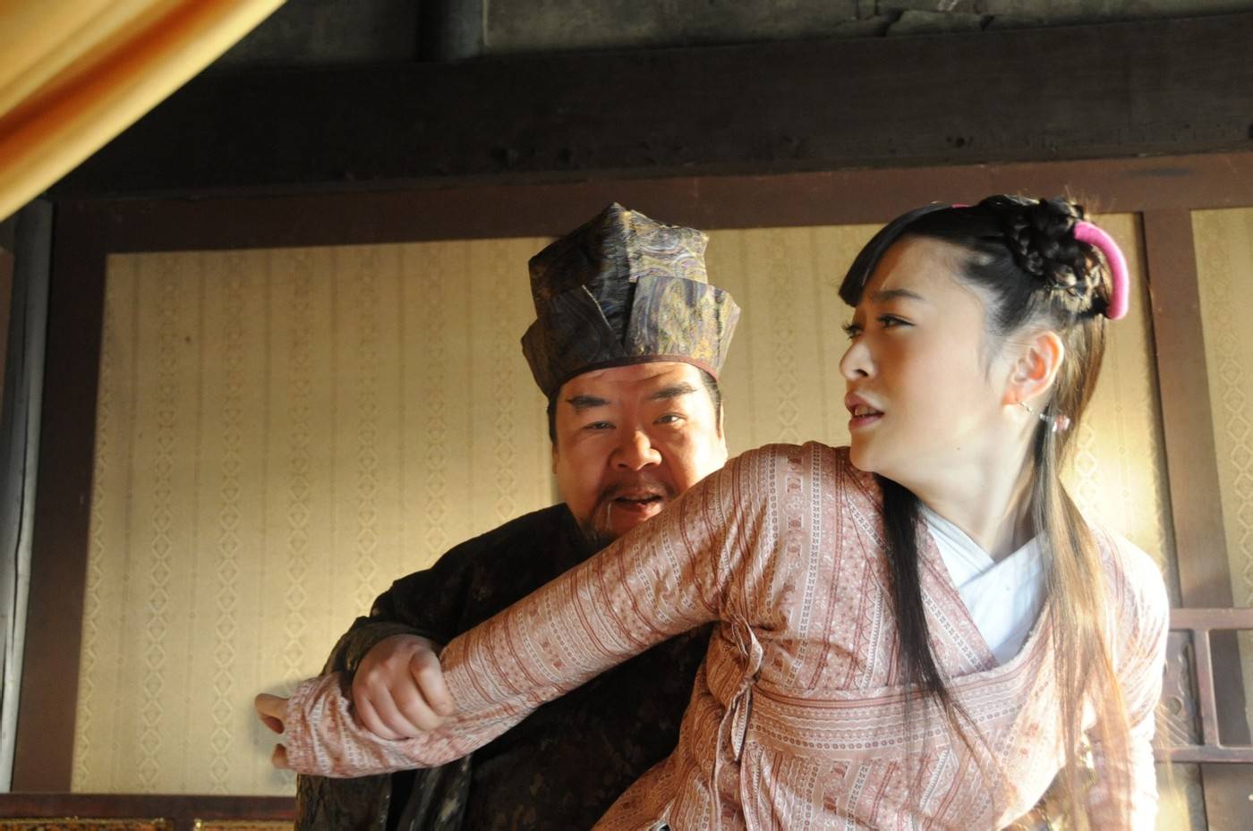 《月明三更》首播,宋佳吕良伟主演,央视出品,沉稳厚重有质感_电视剧