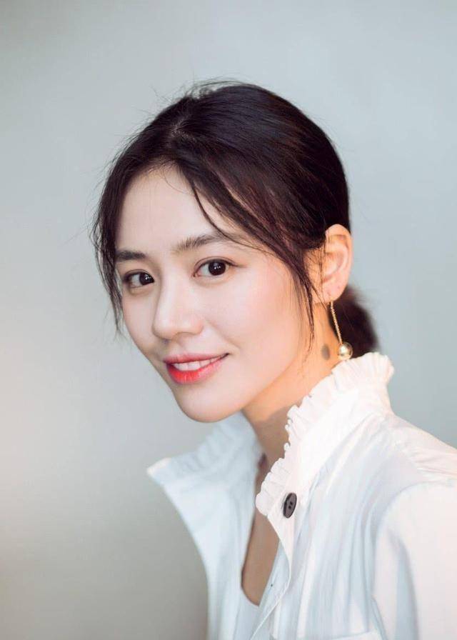 这两年不断有马思纯的消息传出,但并未有好消息,直到2021年3月初,马