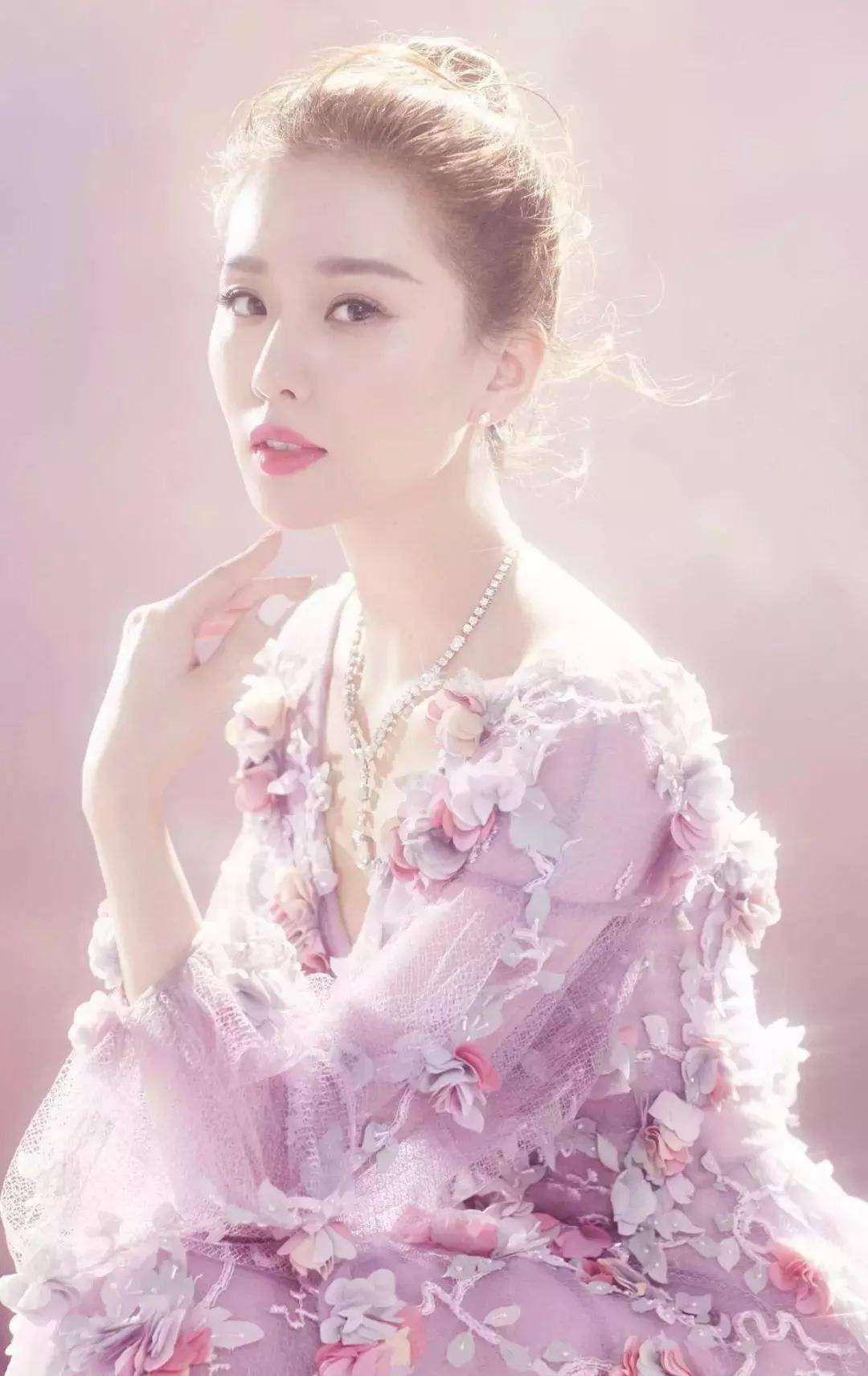 刘诗诗产后生图流出:你自律的样子,真的很美_工作_时间_生活