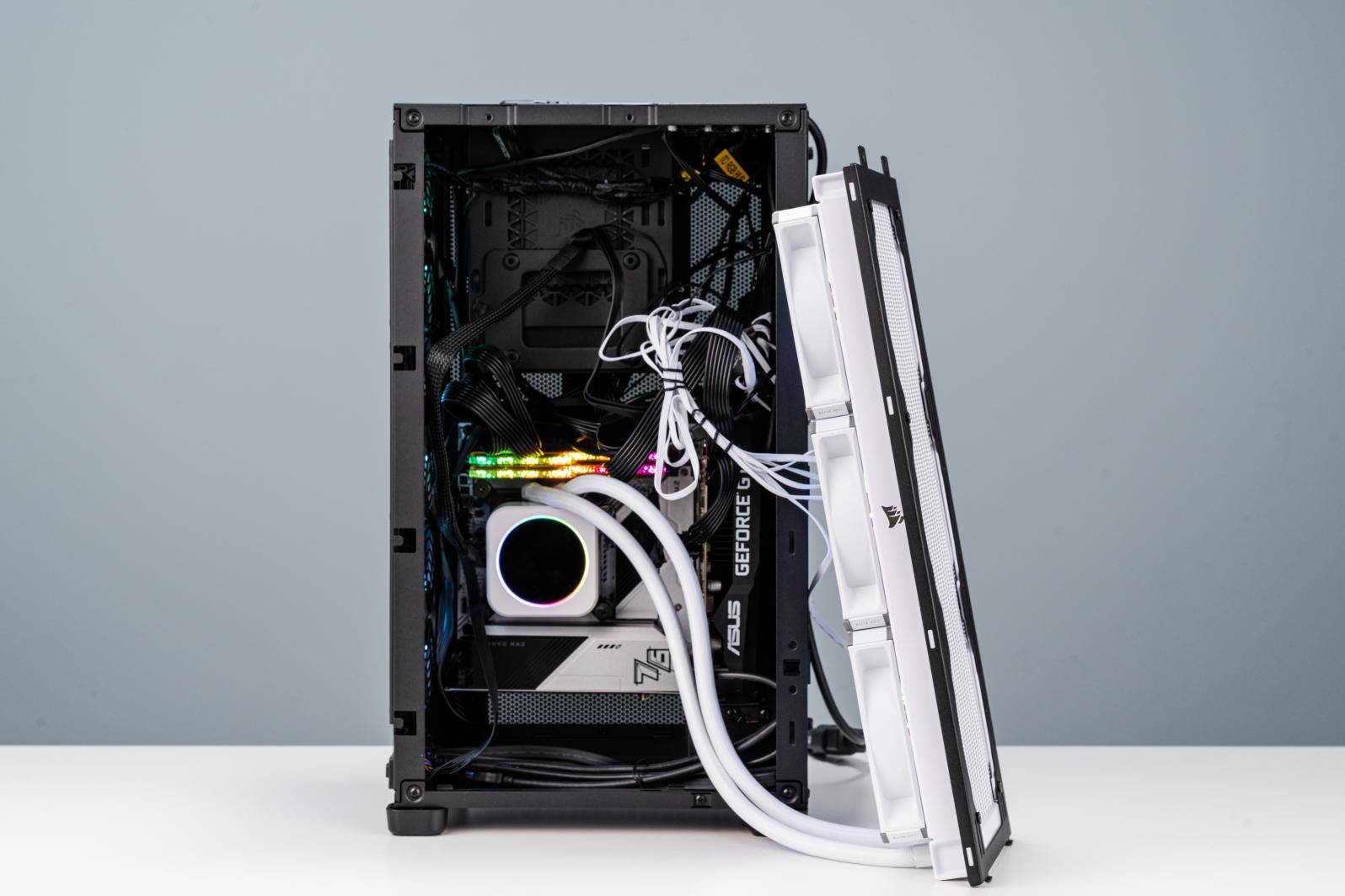 迷你高颜值还能上360水冷!美商海盗船2000d rgb airflow机箱测评