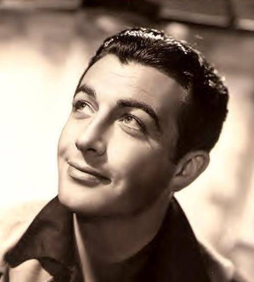 罗伯特·泰勒:拥有完美侧颜的巨星,经历过二战,有主见有热血_方面