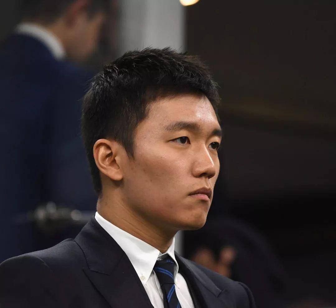 和张康阳的成长轨迹差不多的还有融创集团孙宏斌的儿子孙喆一.