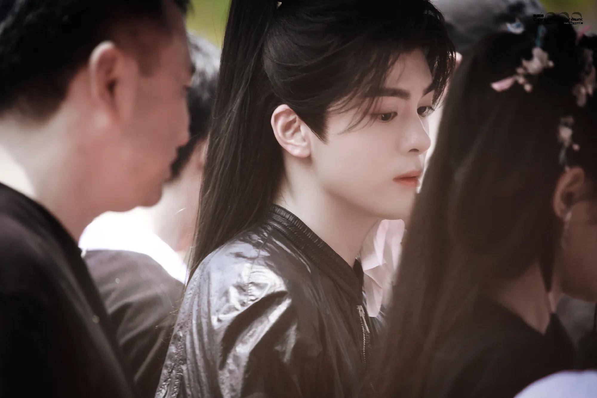 李一桐《云秀行》妆造佳,王以纶出演男三,与曾舜晞上演兄弟情深_刘辉