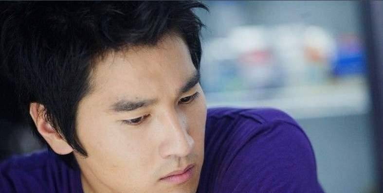 份上决定给赵又廷一个试镜的机会,《痞子英雄》正是蔡岳勋筹备的剧本