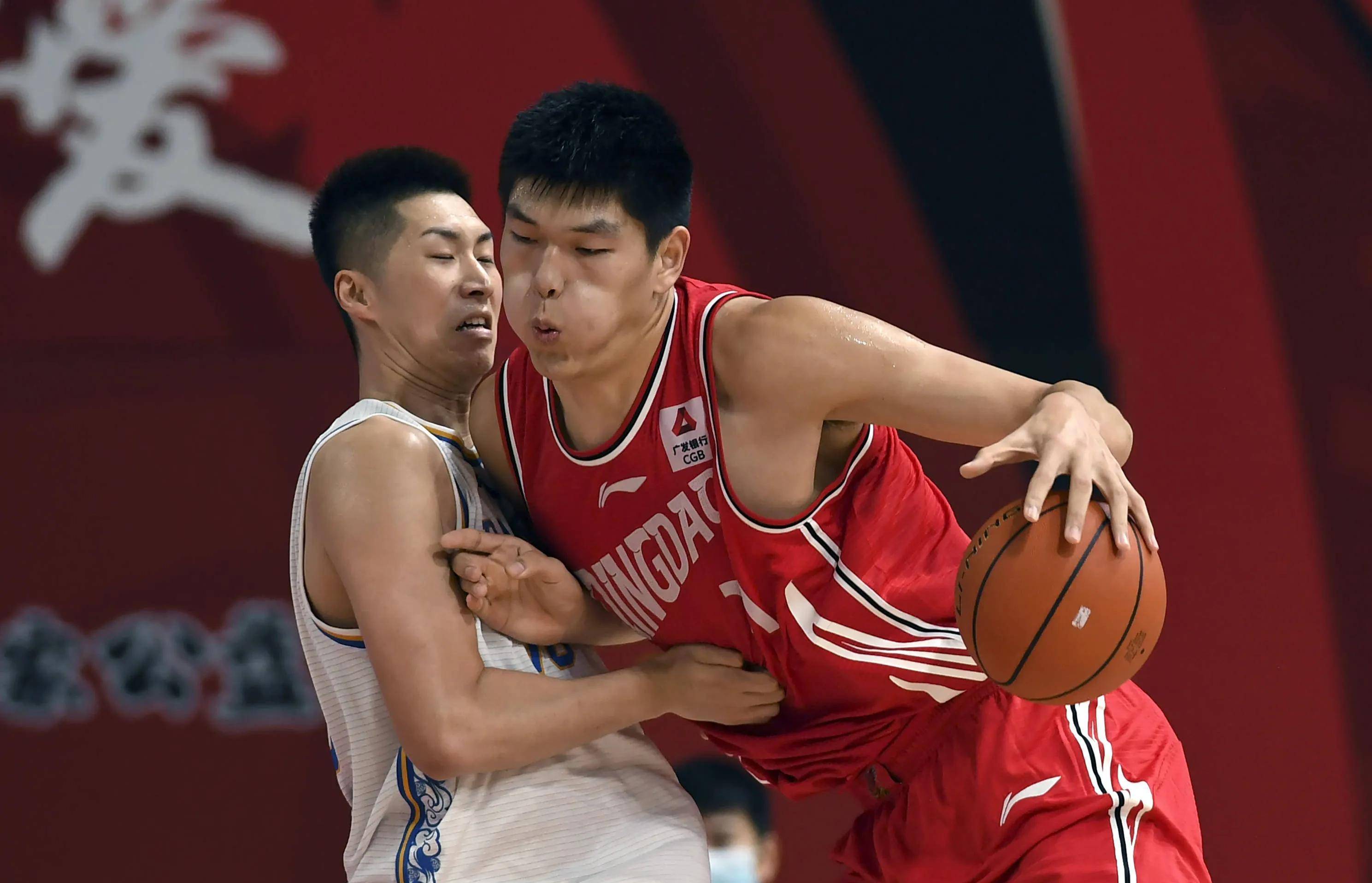 据透露,刘传兴与广东集训,赵睿锁定本土球队大名单,曾令旭试训广厦