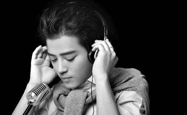 这位曾经大火的超级偶像歌手,他应占一位_陈晓东_宁采臣_剧中