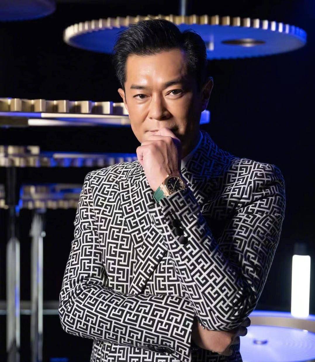 是古天乐最猥琐的角色了,差点没认出来是他《门徒》_电影_君子_尔冬升