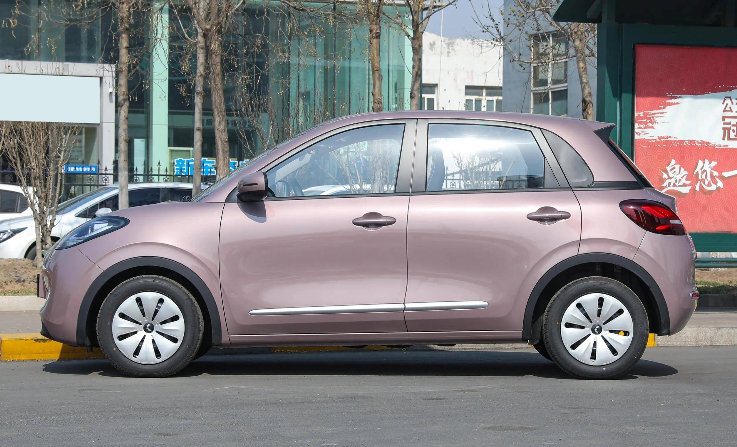 售5.98万起,五菱缤果到底有何优势?全方面解析!_搜狐汽车_搜狐网