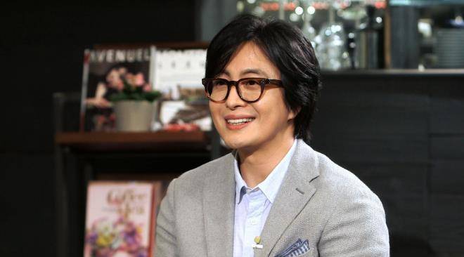 韩流鼻祖裴勇俊,年近50状态超好,有儿有女生活美满_低调_时间_公司