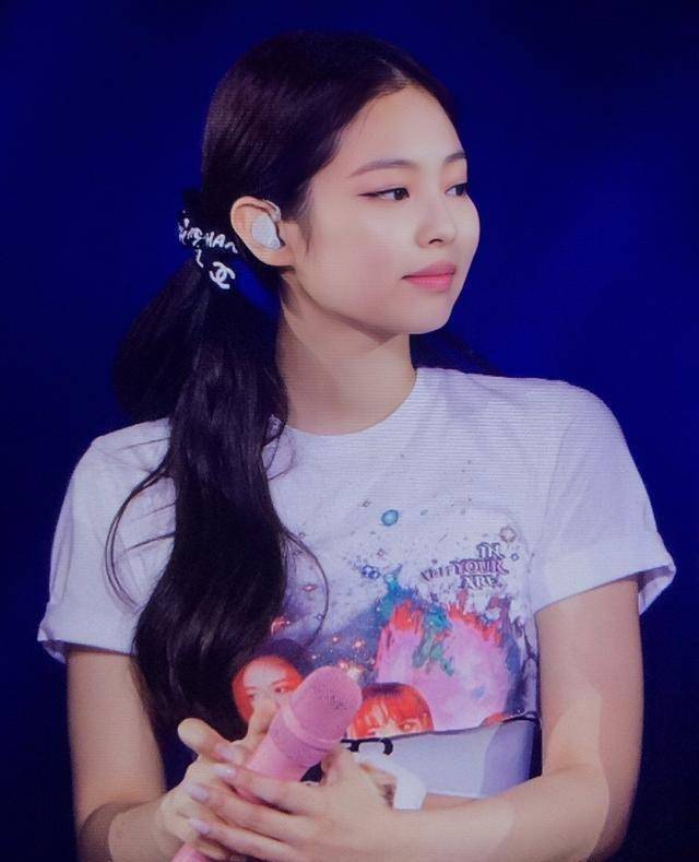 盘点「blackpink」jennie的双马尾造型_黑色_形象_演唱会
