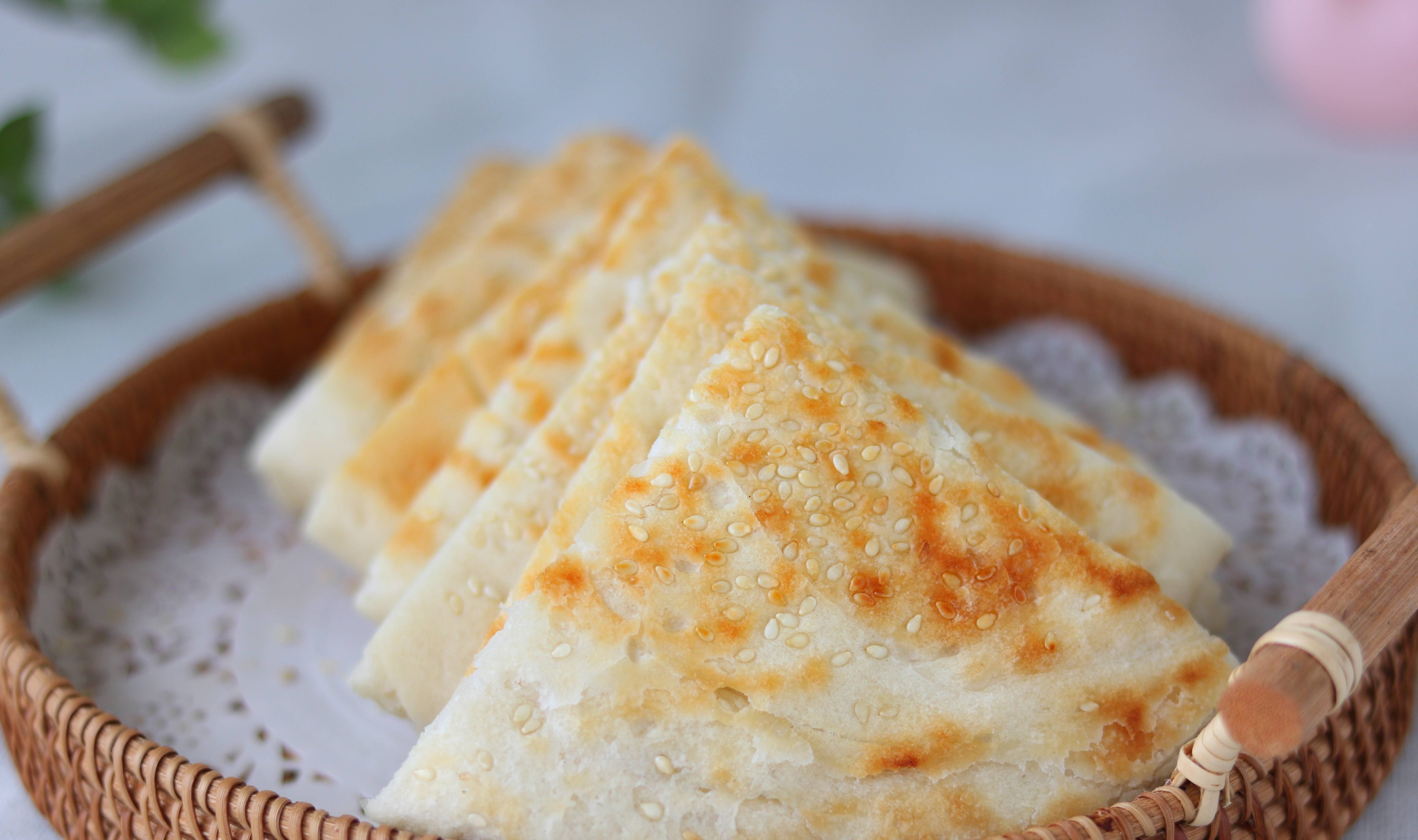 家庭版发面饼,又软油酥又好吃,而且做法特简单,还不赶快试一试_面团