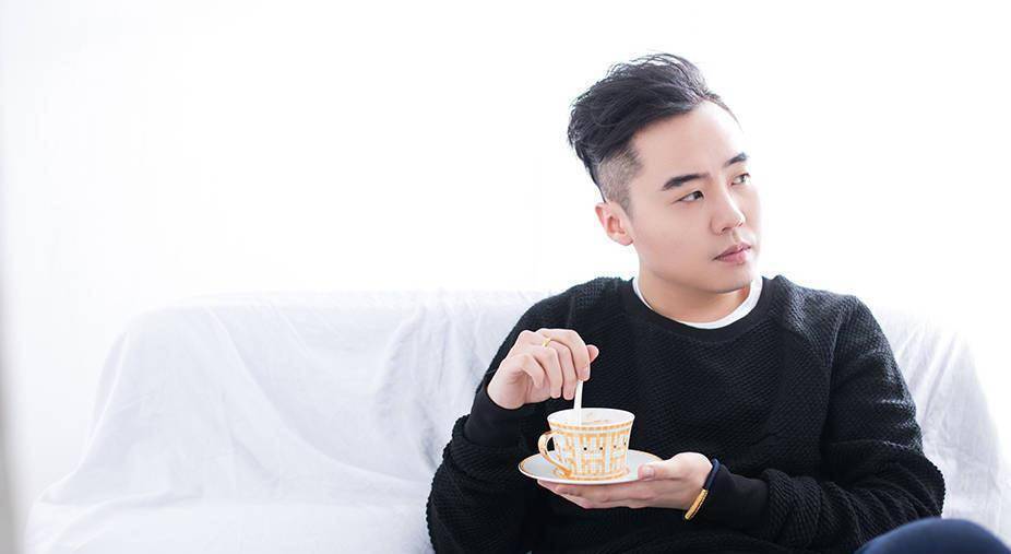 凭借平凡的荣耀成功出圈的配角:一位演过娘道,一位是小品达人_田昊