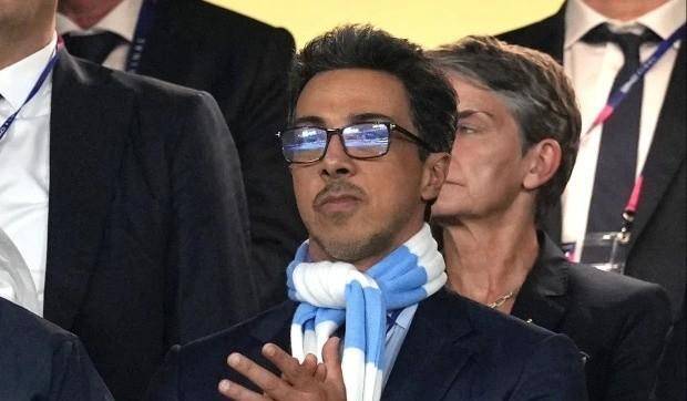 谢赫曼苏尔出席了阿塔图尔克奥林匹克体育场观看曼城和国际米兰之间的