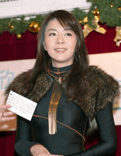 刘德华唯一承认的前女友,分手后曝华仔私密事,37年还没放下_喻可欣