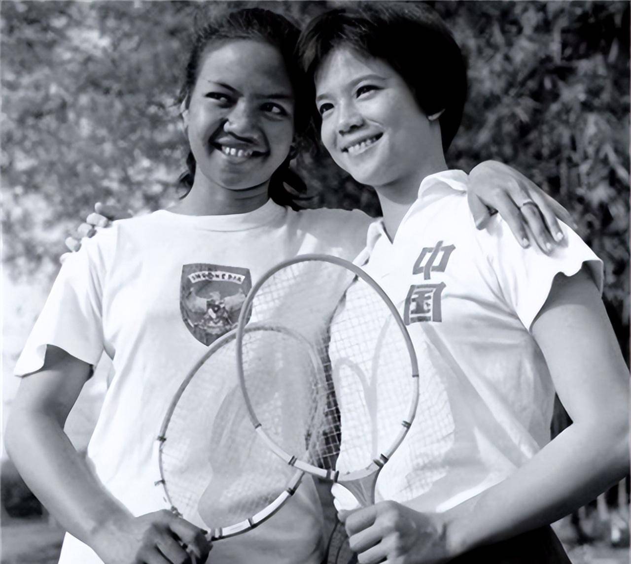 19年国羽名宿患病离世,曾弃绿卡卖别墅回来效力,逝前留下2遗愿_韩爱萍