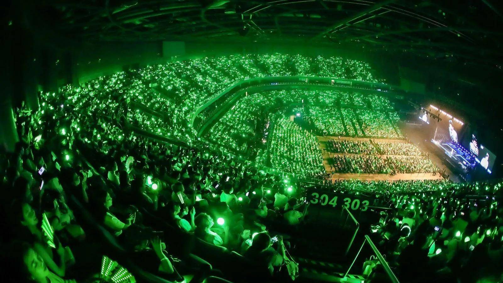 俏郎才妙音遏行云 绿柠檬欢声动惊雷_张云雷_演唱会_地方