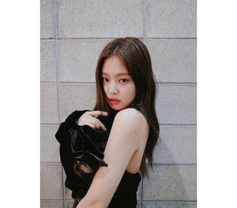 权志龙和金智妮同框,这什么神仙组合呀,太可爱了_jennie_欧巴_眼镜