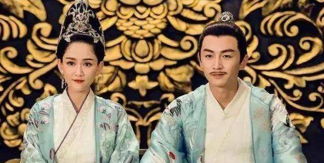 独孤伽罗:历史上唯一与皇帝并尊为"二圣"的共享皇权皇后_杨坚_隋文帝