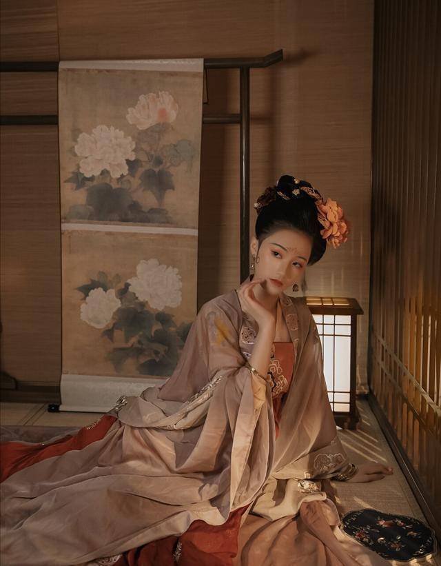 《两世情缘之福晋最大》闲散王爷和福晋,生了七个娃的故事_刘榕_牧遥