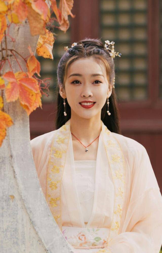 怂怂的羡羡为啥不敢回家,只敢在后山吹忘羡,自己