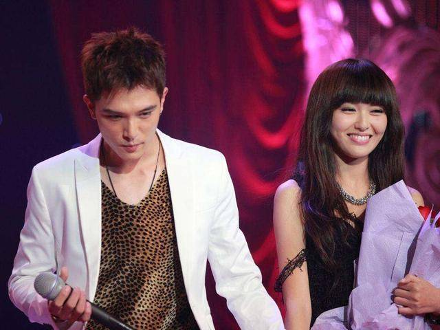 从香港"晶公主"到内地"傻白甜",唐嫣的艰难成名史_高云翔_王晶_邱泽