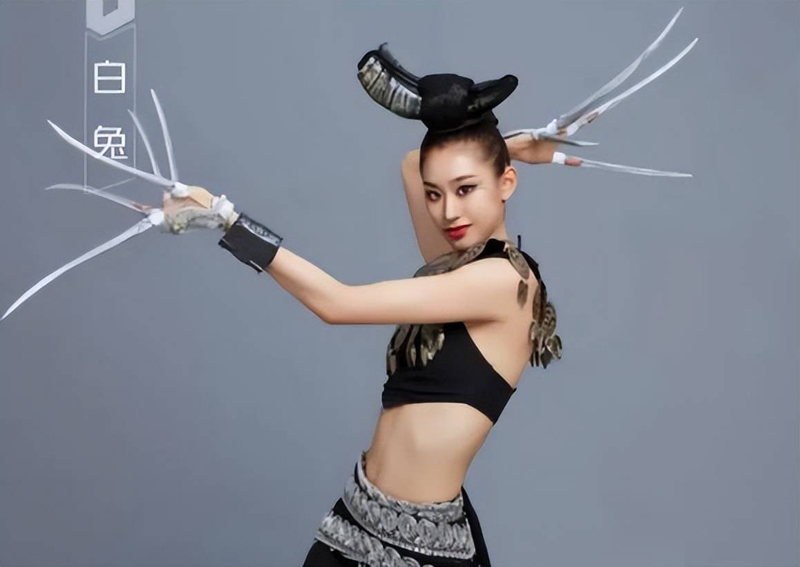 杨丽萍孔雀舞接班人敲定!不是侄女小彩旗!_白兔_女子_舞蹈