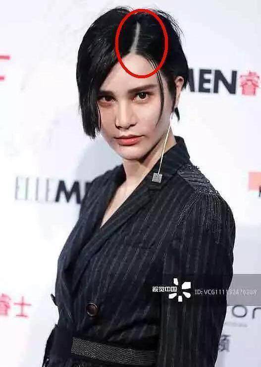 尚雯婕最新活动照,在头皮上纹了一条线,为了美对自己真够狠的!