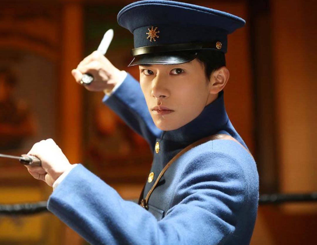 王俊凯新剧上线,首次出演反派角色,被吹捧的"眼神杀"存在吗?