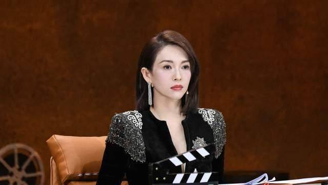 在新播出的《我就是演员》中,章子怡面对金子涵和金莎在我就是演员中