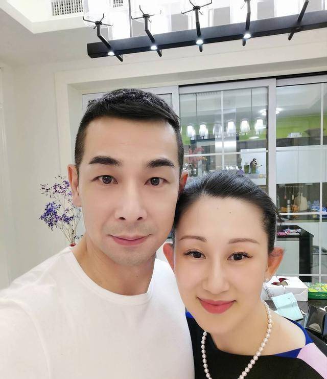 张淇欧阳靖低调已婚?赵文卓黄贯中将宠妻进行到底!_老婆_朱茵_节目