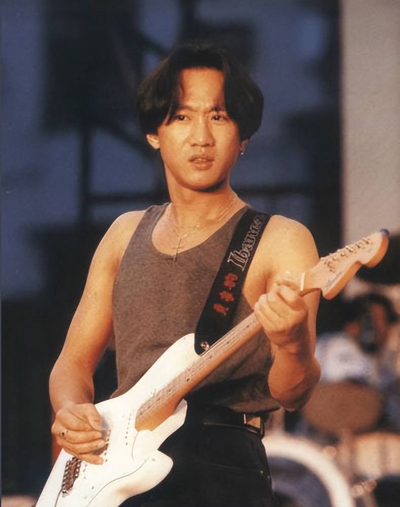 beyond为什么不换主唱?叶世荣:没有人能替代黄家驹_团队_离开_因为