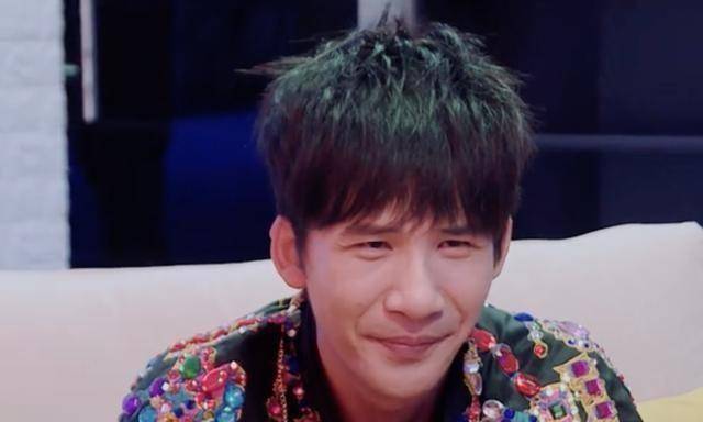 尚雯婕化身最严厉主理人,未开场直接淘汰怪咖选手,大张伟懵了_机会