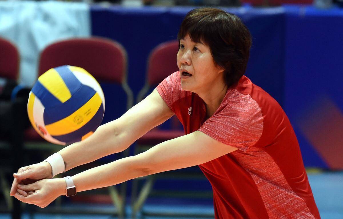 郎平63岁上任,不负众望,赖亚文一直等到_运动_排球_教练