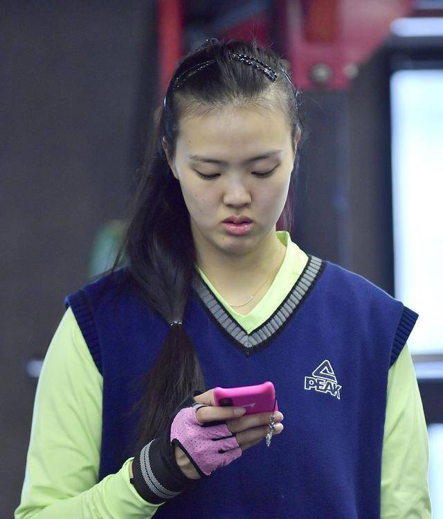 张常宁晒打球视频,引发球迷讨论,宝宝复出问题,出现重大转向?