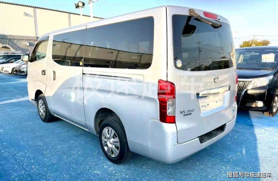 平替丰田haice,日产nv350海外实拍,规整大气,空间表现出色_搜狐汽车